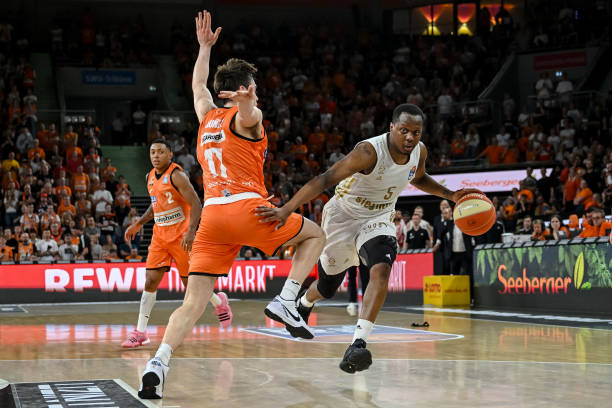 力的结晶 力的结晶