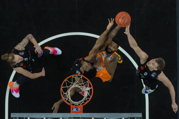 力避矛盾升 力避矛盾升